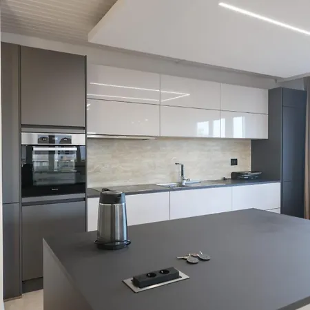 Apartmentszelic Lejlighed *