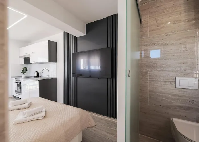 Apartmentszelic * Zára