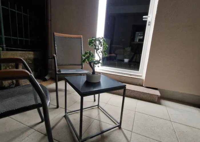 Apartmentszelic Apartman *